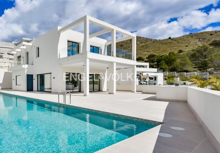 Villa i Finestrat, Alicante, Finestrat - € 1.700.000 | Ref: W-047CTQ - foto 1